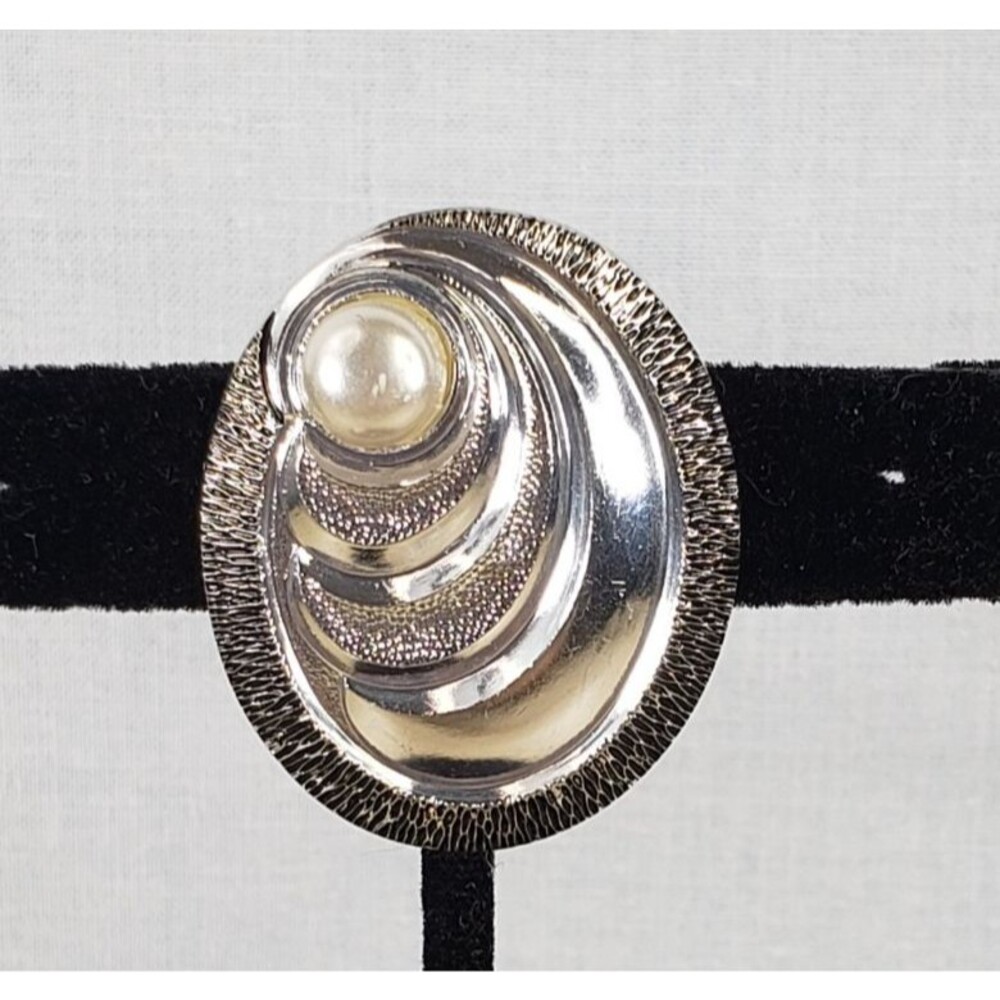 Vintage Western Germany Oyster Silver Tone  Faux Pearl Textured Scarf Clasp Clip